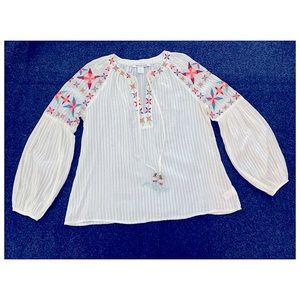 Bohemian Belle Vere linen puff sleeve and embroidered blouse